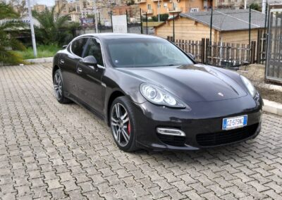 Porsche Panarema